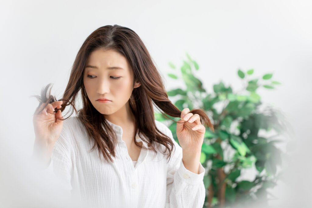 ヘアケア　ダメージ　ヘアアイロン　